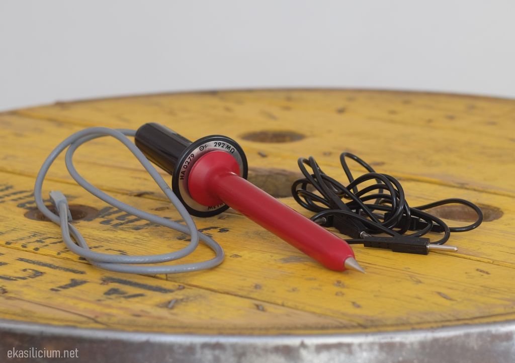 Photo d'une sondes Metrix de mesure haute tension HA 0279